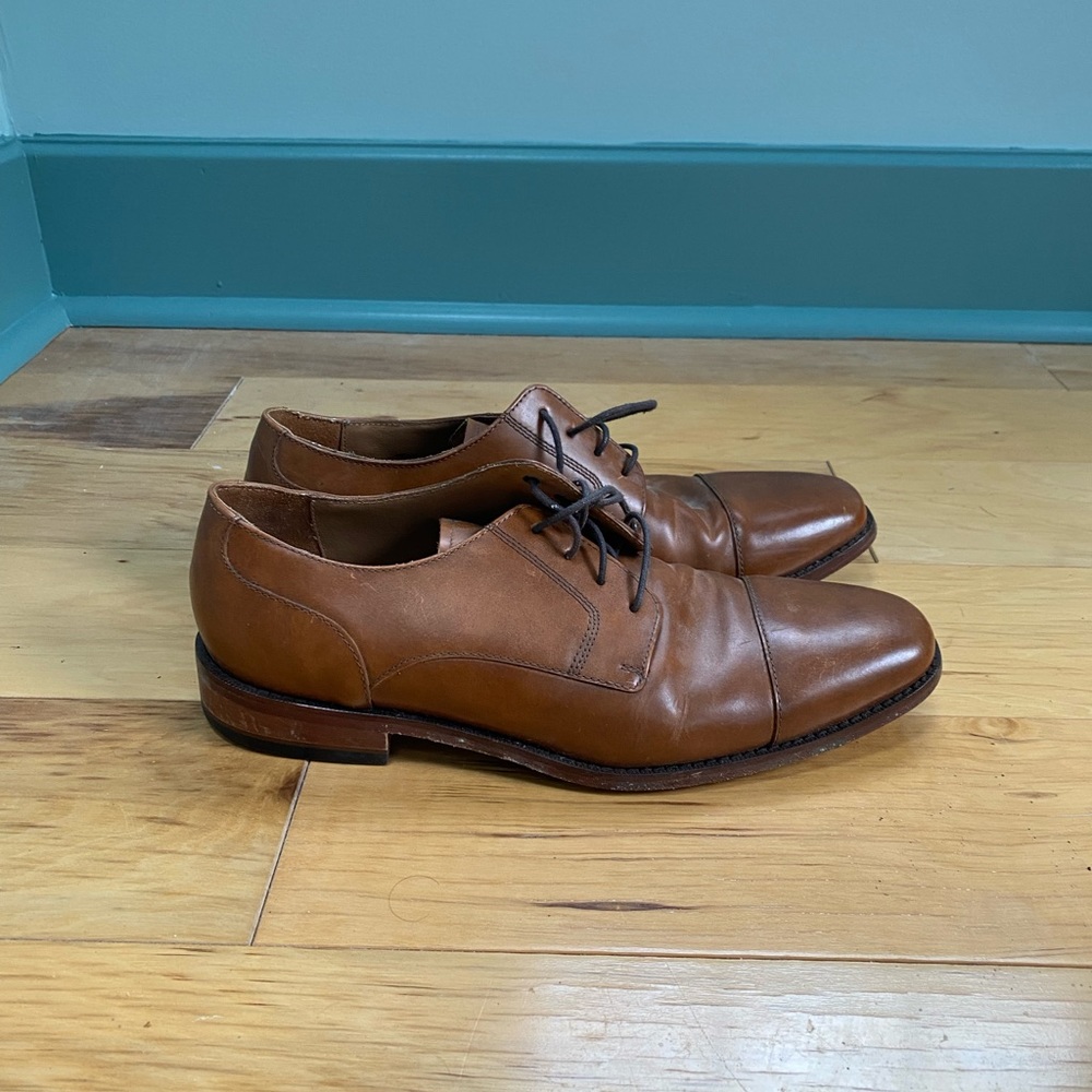 Cole Haan brown dress shoe size 9.5